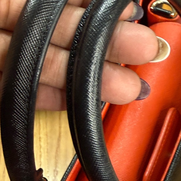 Metrocity Black Saffiano Leather Structured Satchel / Top Handle Bag – New - Picture 12 of 16